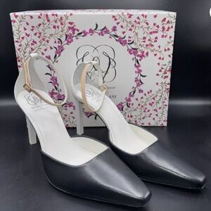 Kimberly Whitman for Antonio Melani Black & White Hydrangea Pump 9.5M Heels Shoe